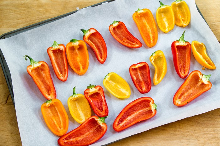 Half and seed peppers