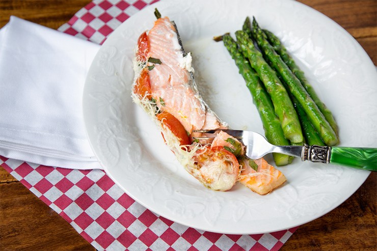 Tender, tasty Salmon with tomatoes and Basil