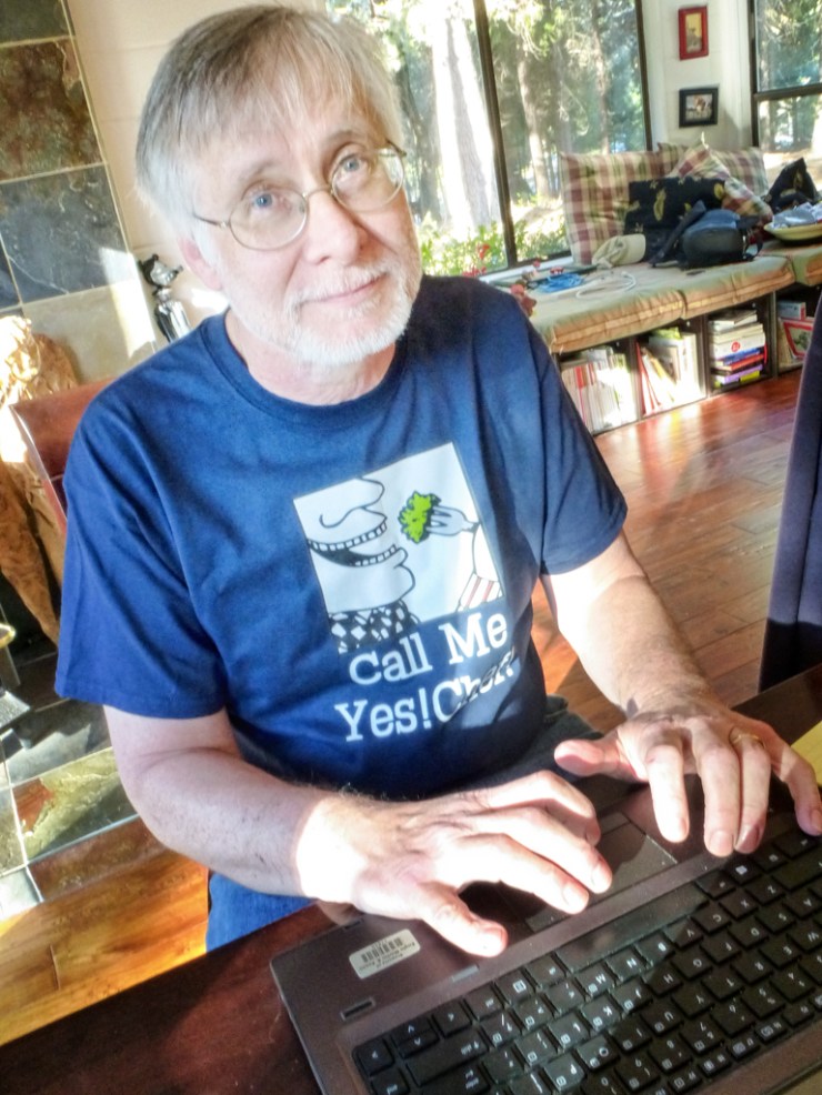 Yes!Chef! with his new Logo T-Shirt